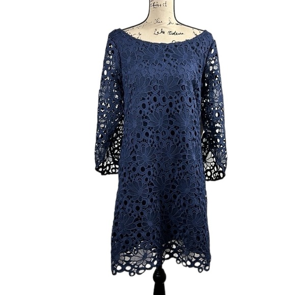 Nanette Lepore Dresses & Skirts - Nanette Lepore Dark Navy Crochet Eyelet Split Bell Sleeve Shift Dress Size 12